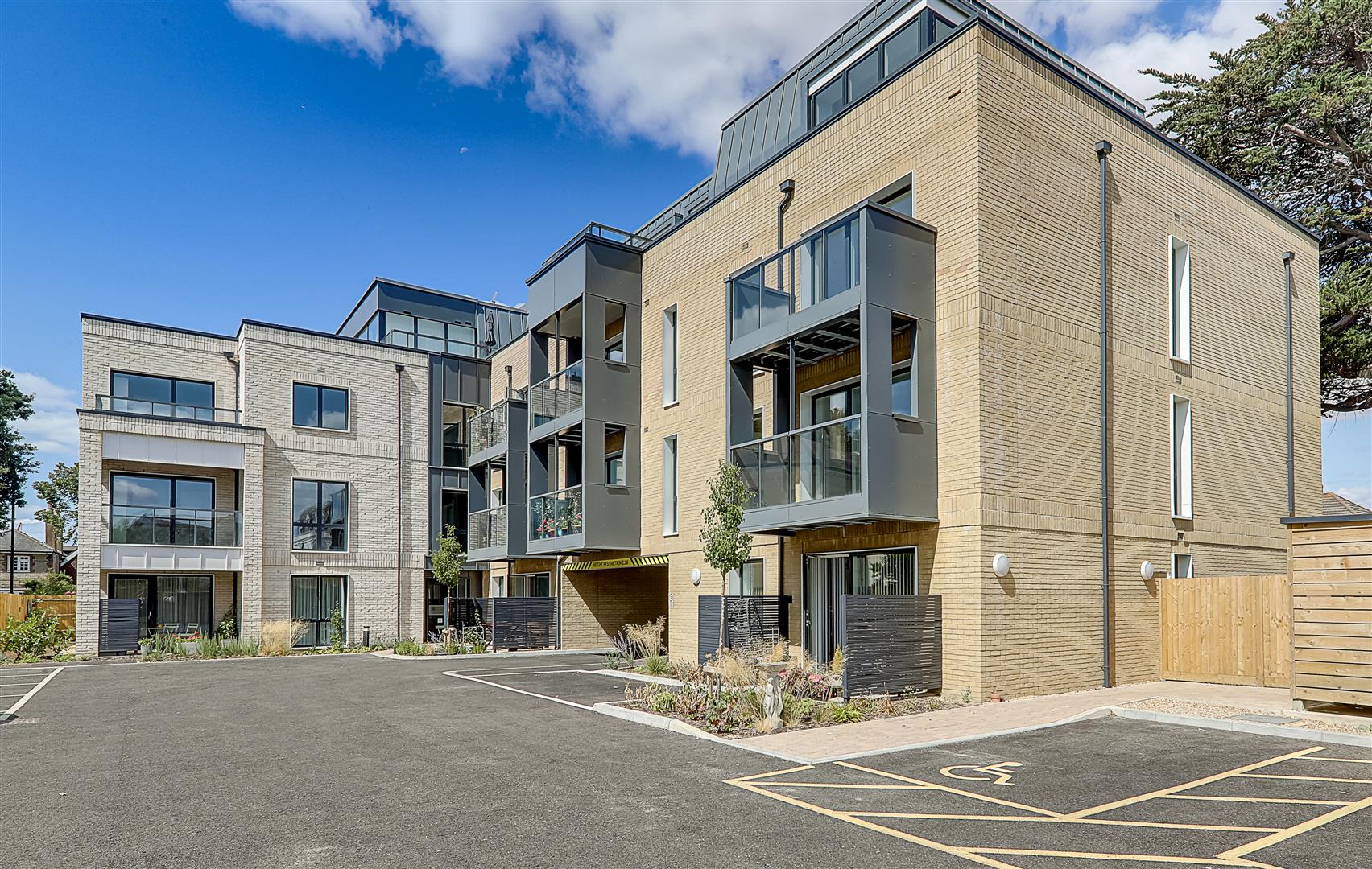 Flat - Retirement | Lindfield Place, Worthing, BN11 | For Sale